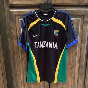 Like new Nike Tanzania Soccer Jersey Men’s L $30!